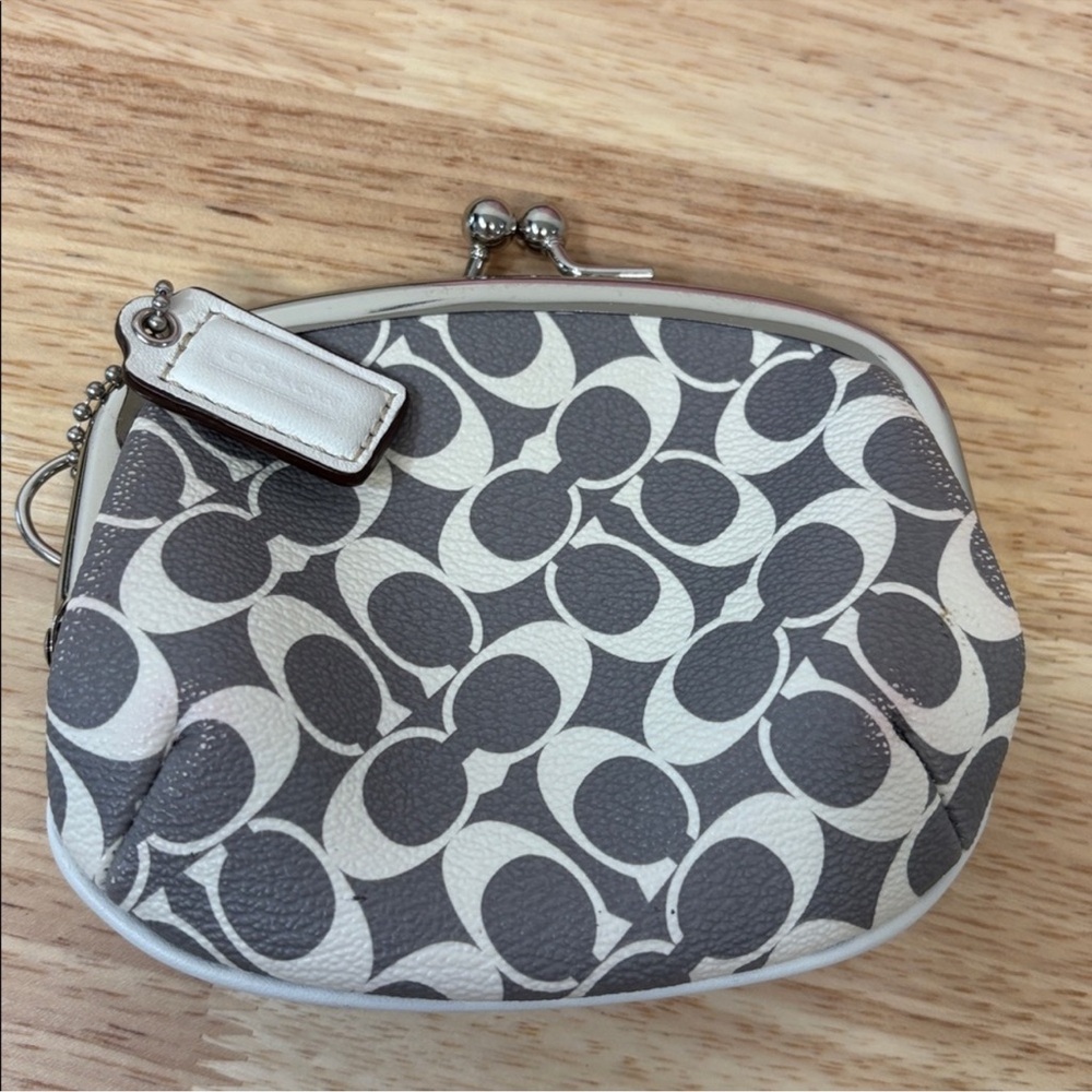 COACH Kisslock Coin Purse - Picture 11 of 11